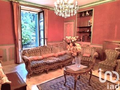 Maison de ville - 210 m² - 8 pièces