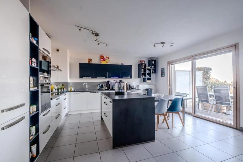 Appartement - 110 m² - 4 pièces