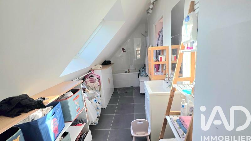 Maison - 122 m² - 6 pièces