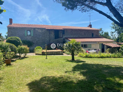 Maison ancienne - 149 m² - 7 pièces