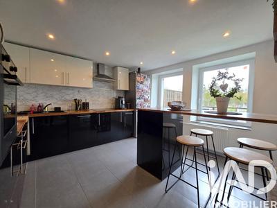 Maison - 135 m² - 5 pièces