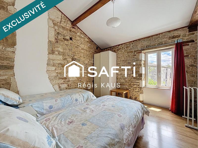 Maison - 300 m² - 12 pièces