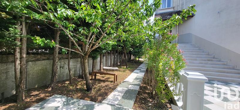 Maison - 160 m² - 5 pièces