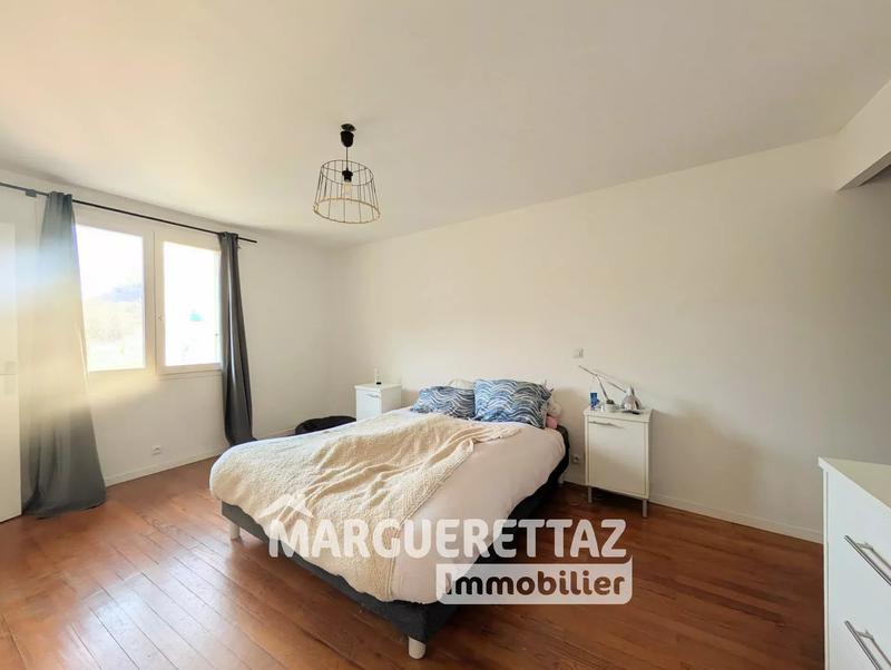 Maison jumelée - 100 m² - 4 pièces