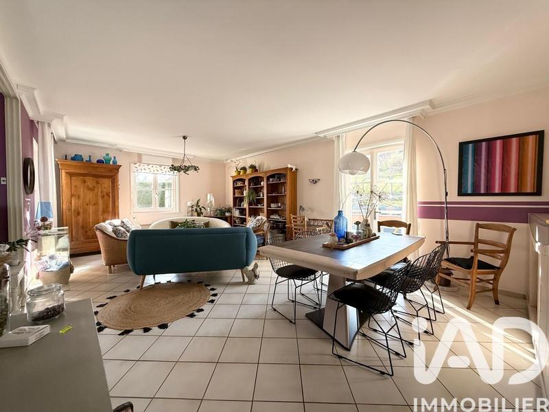 Maison de maîtres - 172 m² - 8 pièces