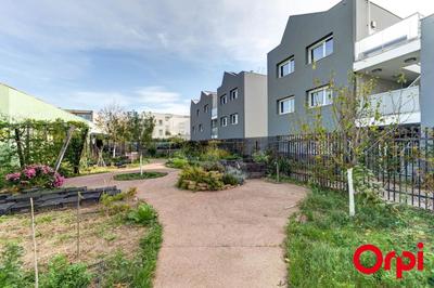 Duplex - 98 m² - 5 pièces