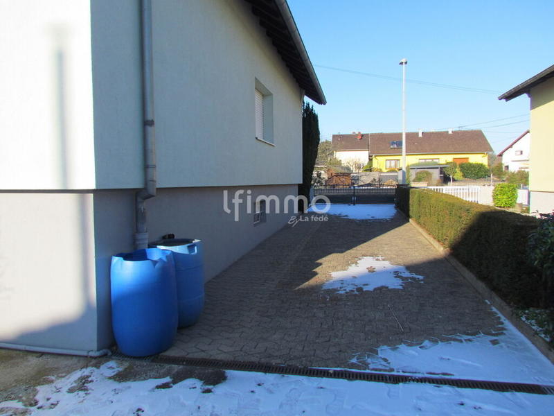 Maison - 102 m² - 4 pièces