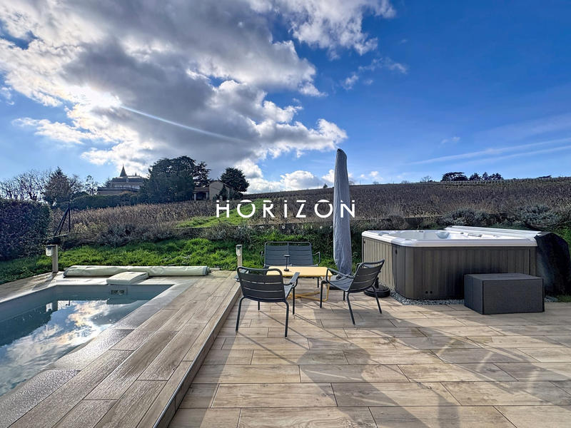 Maison - 103 m² - 5 pièces