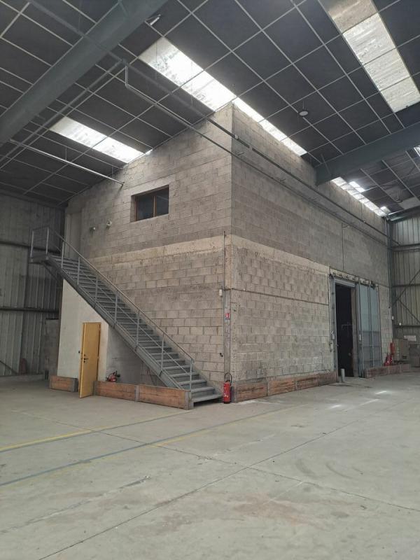 Entrepôt - 9 546 m²