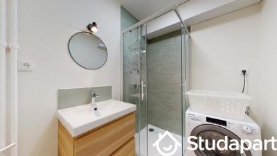 Chambre - 9 m² - 1 pièce