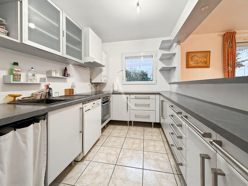 Appartement - 77 m² - 4 pièces