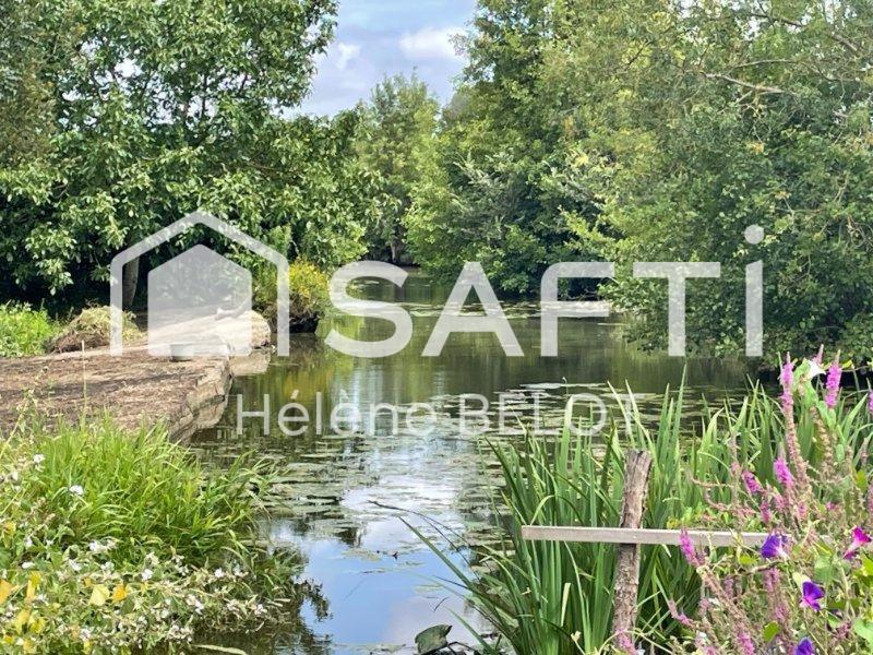 Maison - 230 m² - 7 pièces