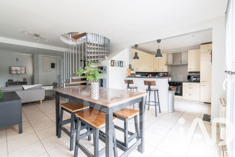 Maison - 124 m² - 6 pièces