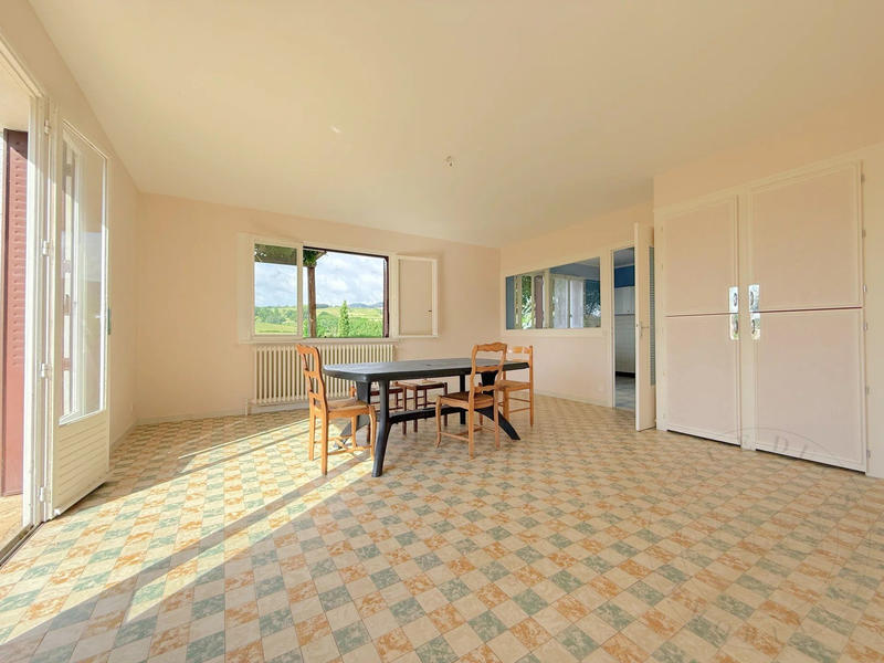 Maison ancienne - 200 m² - 10 pièces