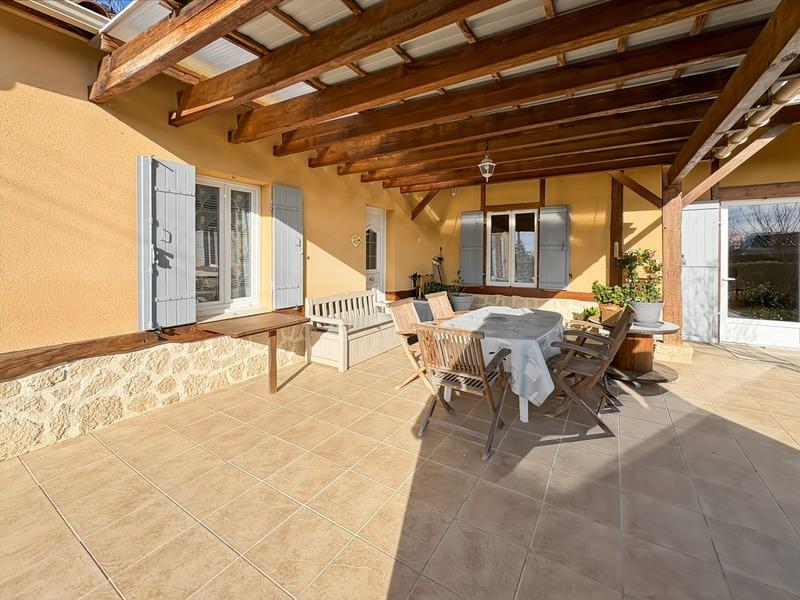 Maison - 98 m² - 4 pièces