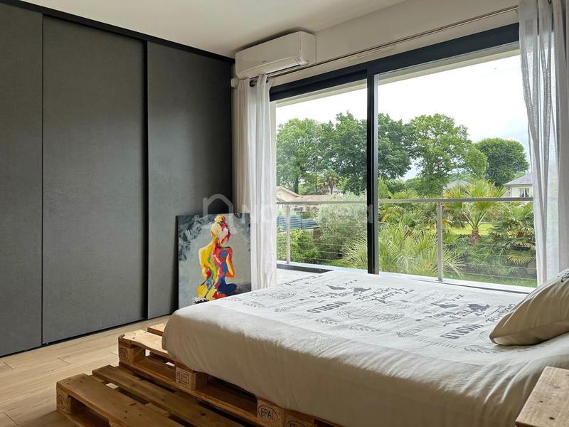 Villa - 189 m² - 7 pièces