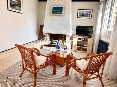 Maison - 80 m² - 4 pièces