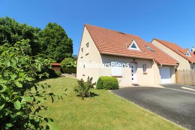 Maison - 113 m² - 6 pièces