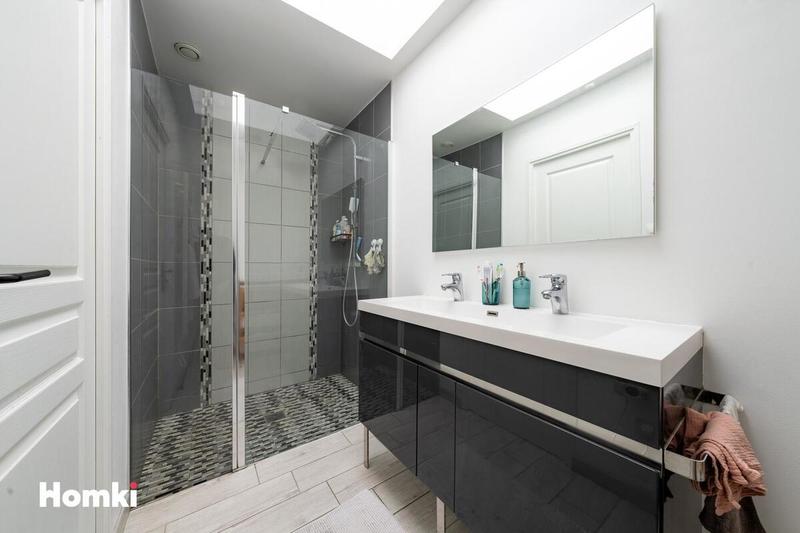 Maison - 139 m² - 6 pièces