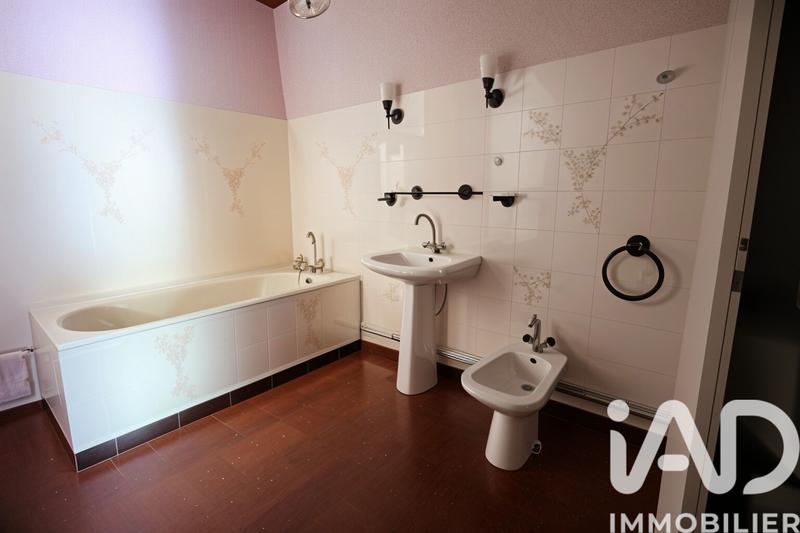 Appartement - 97 m² - 4 pièces