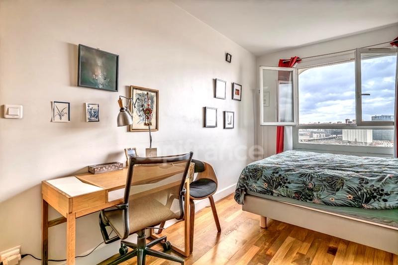 Appartement - 75 m² - 4 pièces