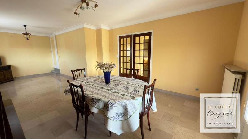 Maison - 157 m² - 7 pièces