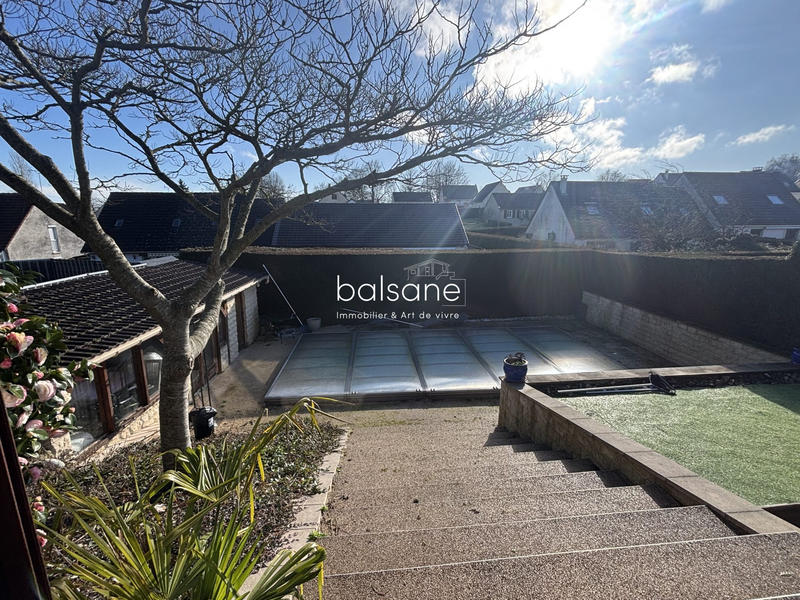 Maison - 146 m² - 6 pièces