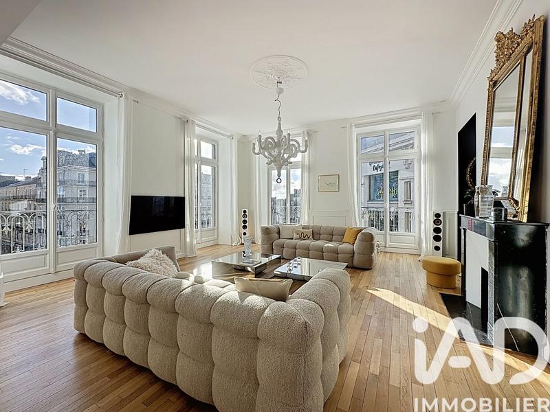 Appartement - 153 m² - 4 pièces