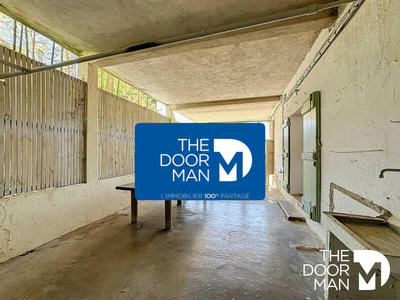 Maison - 240 m² - 10 pièces