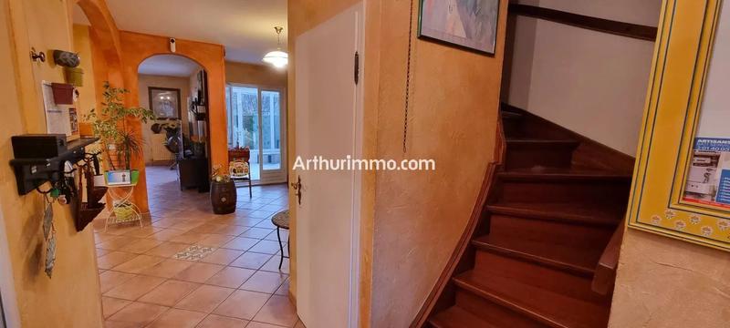 Maison - 184 m² - 8 pièces