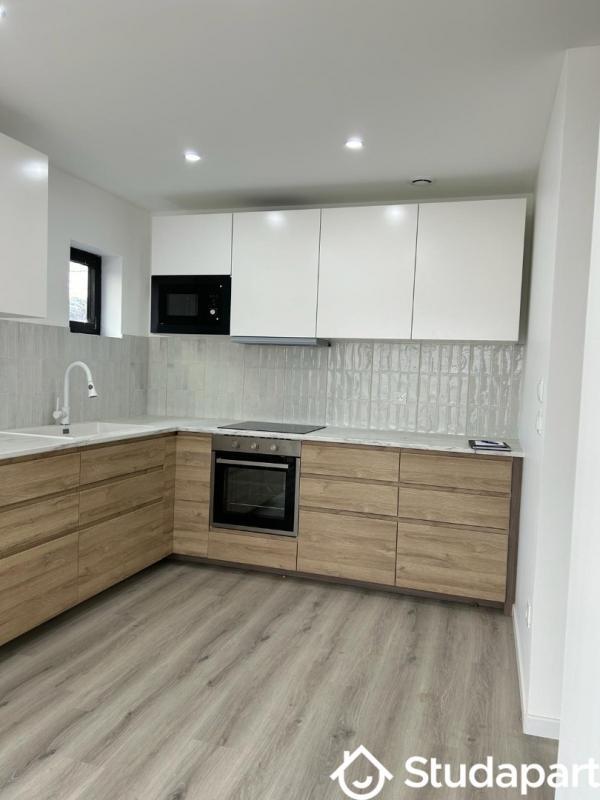 Chambre - 13 m² - 1 pièce