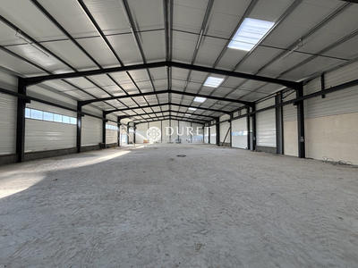 Local d'activités - 2 000 m²