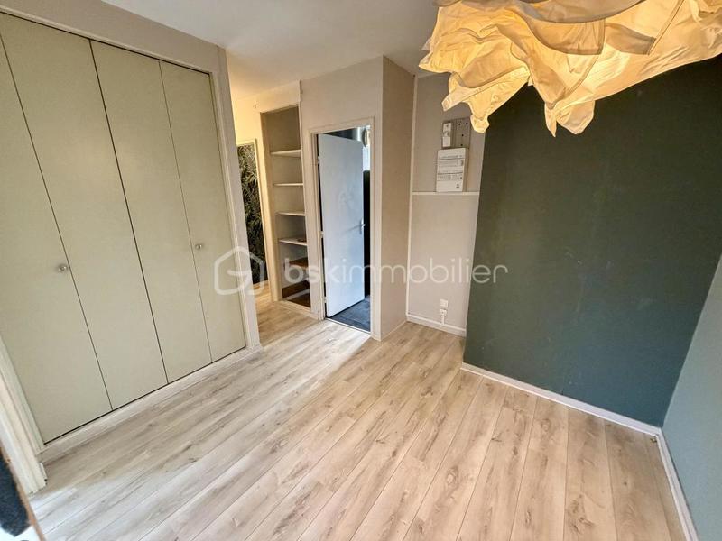 Appartement - 100 m² - 5 pièces