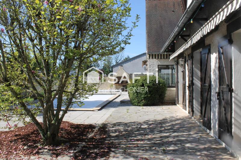 Maison - 204 m² - 6 pièces