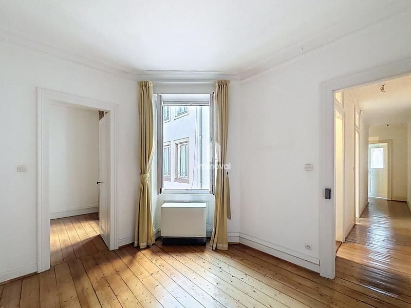 Appartement - 75 m² - 4 pièces