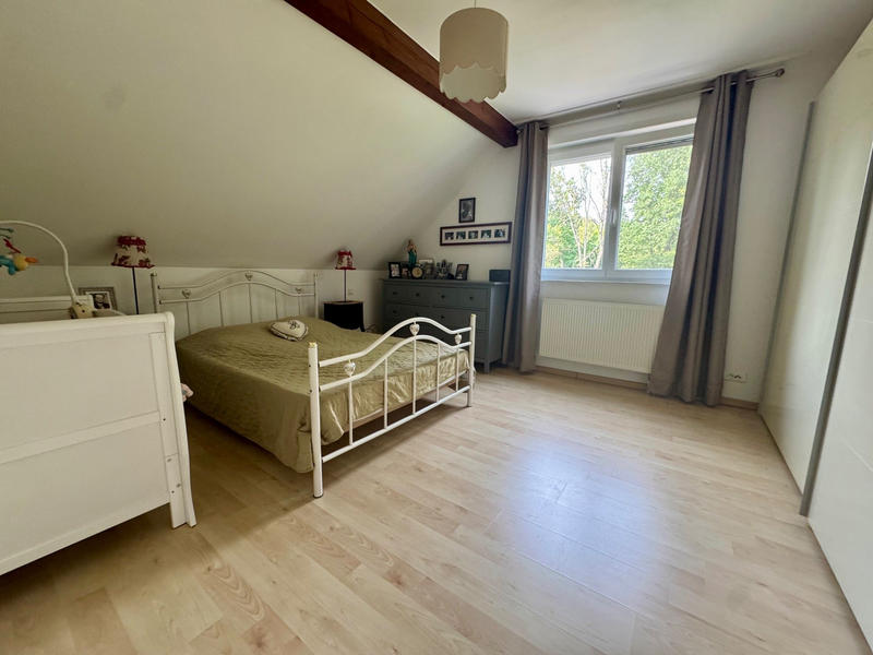 Maison - 238 m² - 7 pièces