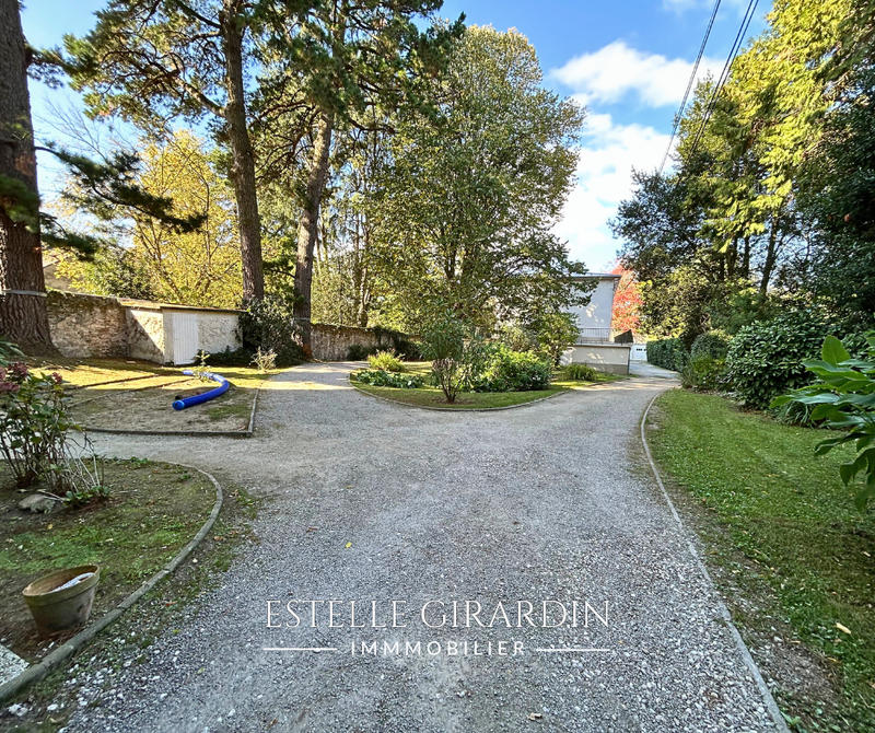 Appartement - 60 m² - 2 pièces