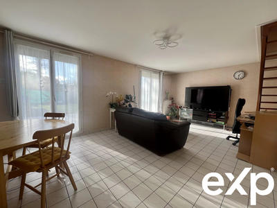 Maison - 96 m² - 6 pièces