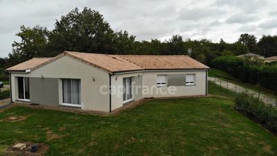 Maison - 108 m² - 5 pièces