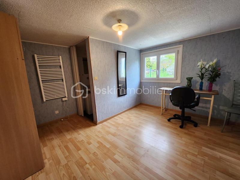 Pavillon - 93 m² - 4 pièces