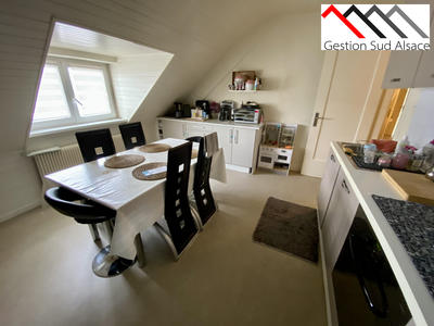 Appartement - 90 m² - 4 pièces