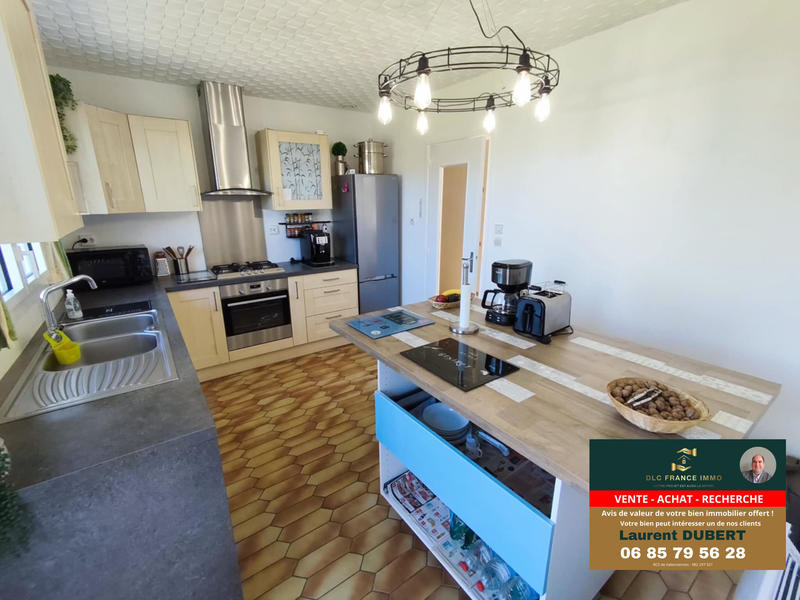 Maison - 87 m² - 6 pièces