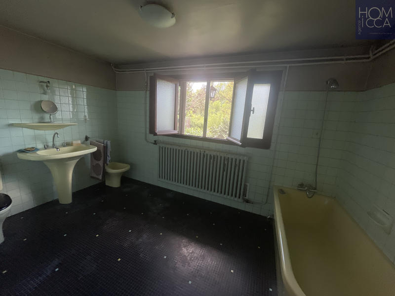 Maison - 143 m² - 6 pièces