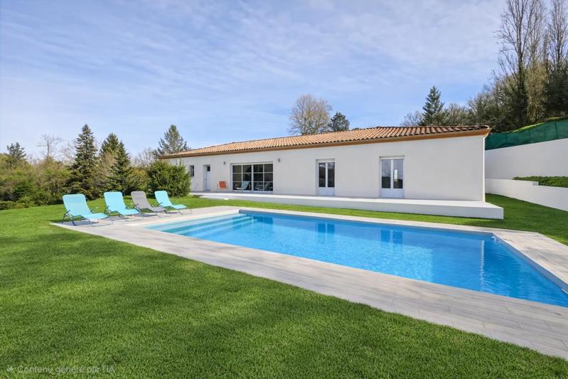 Maison - 137 m² - 6 pièces