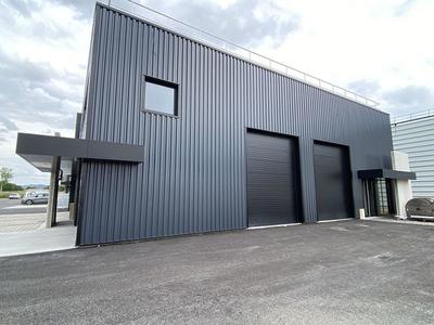 Local commercial - 288 m² - 1 pièce