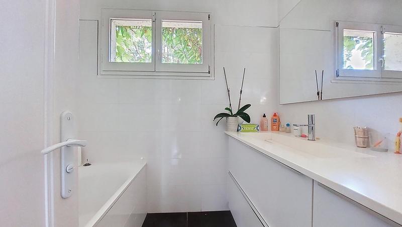 Maison - 194 m² - 6 pièces