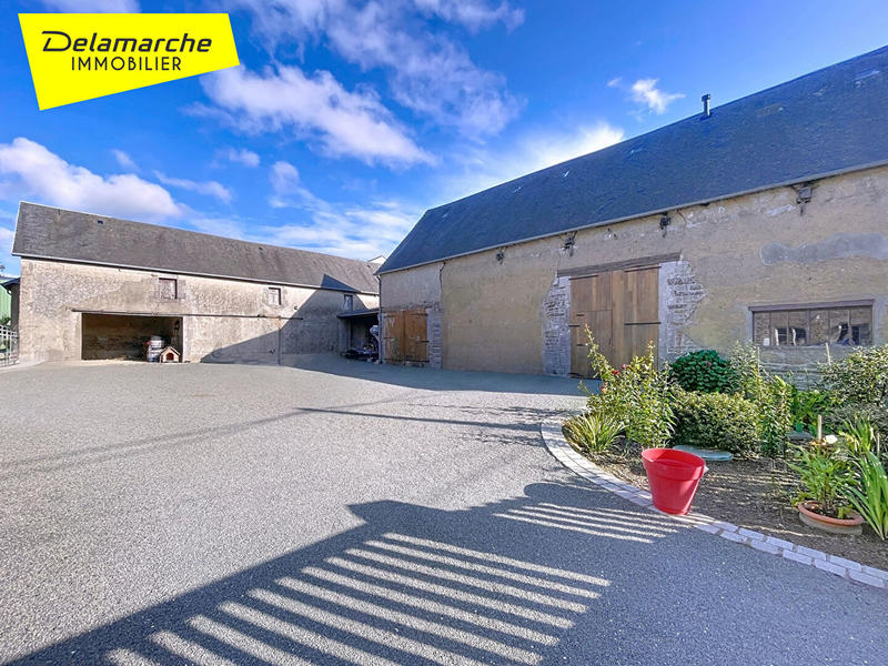 Maison - 233 m² - 7 pièces