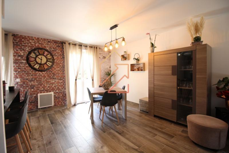 Maison - 104 m² - 5 pièces