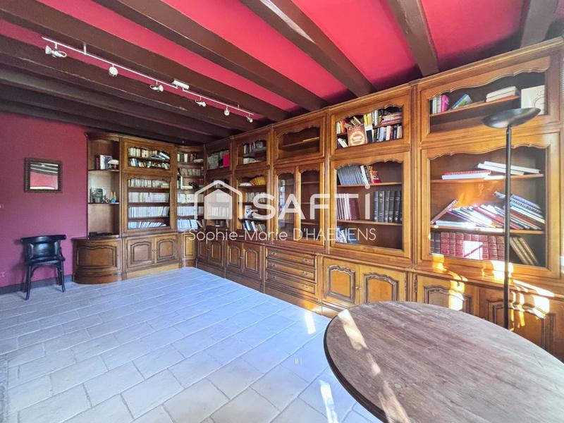 Propriété - 585 m² - 26 pièces