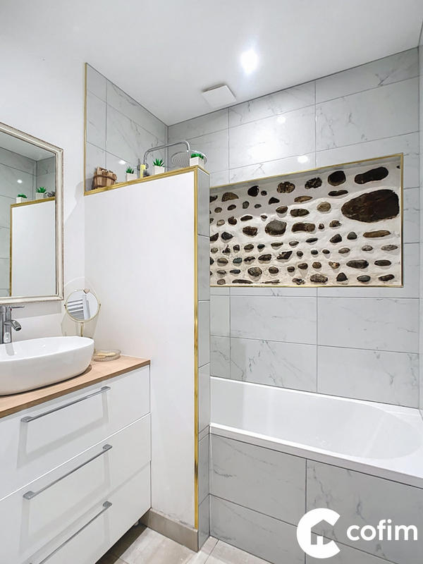 Appartement - 76 m² - 3 pièces